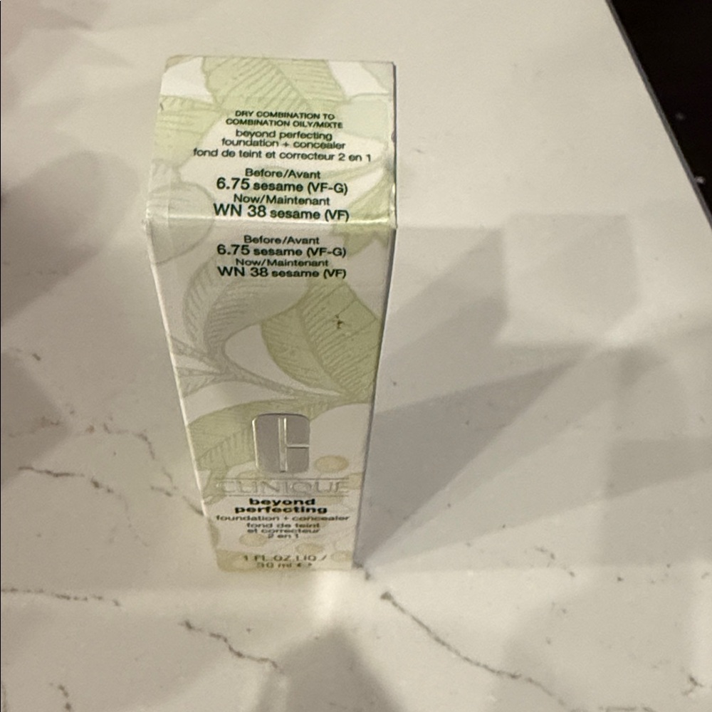 Clinique Beyond Perfecting Foundation + Concealer in Sesame WN 38 new